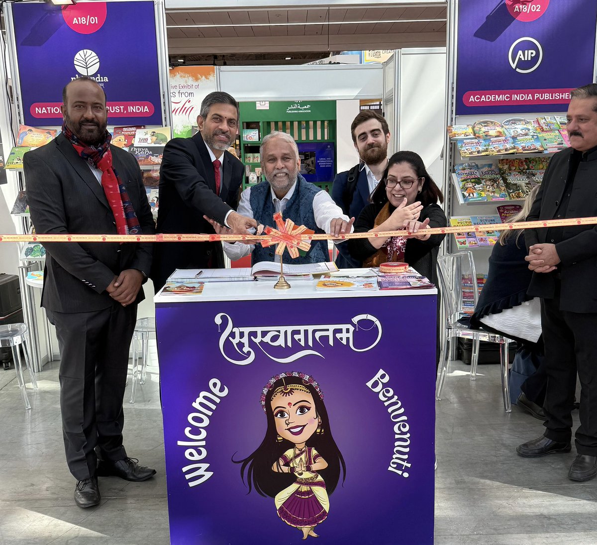 IndiainItaly's tweet photo. Chairman @nbt_india & Embassy Official K. Swaminathan jointly inaugurated the ‘India Stand’ at the Bologna Book Fair 2025 @bolognabookplus celebrating India’s rich literary heritage on the global stage. #bbplus25 #bcbf25 https://t.co/i3SadCiHDm
