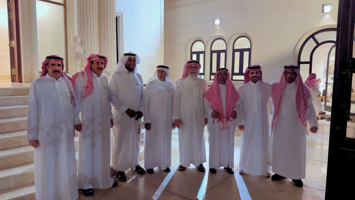 ASfAlkhaldi's tweet photo. في ضيافة الشيخ خالد بن عبدالعزيز العقل عشاء عيد الفطر 2025 https://t.co/K1pgfPxNM3