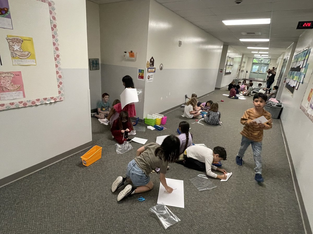 Mrs.Guajardo (@guajardo_jhe) on Twitter photo Making our goods for market day! These little learners are excited to make their product and advertise it before some fourth graders come to shop at our market! #hayeshawks Making our goods for market day! These little learners are excited to make their product and advertise it before some fourth graders come to shop at our market! #hayeshawks
