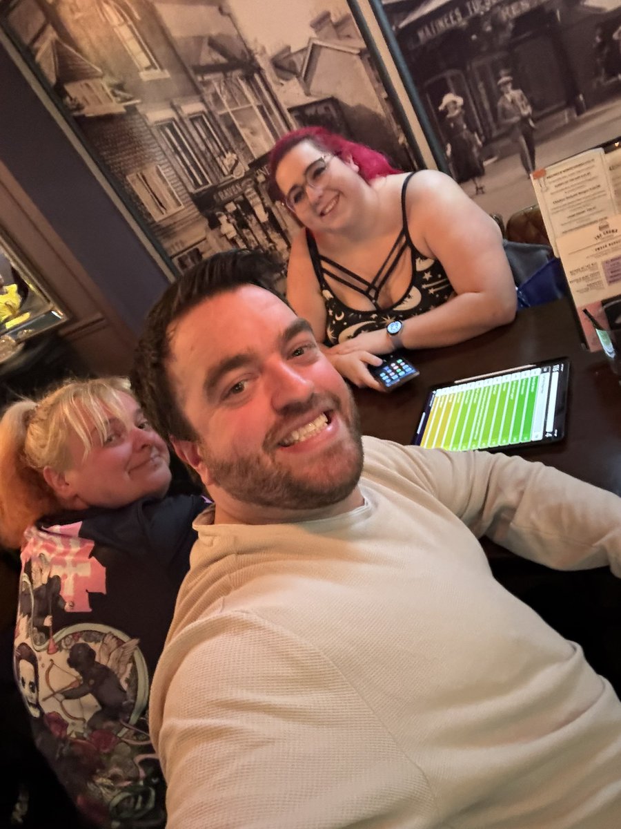 Pete Henson tweet media