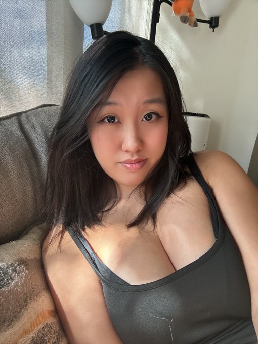 Watch 🤍 uwu tofu 🤍's leaked NSFW photo on TwXstars