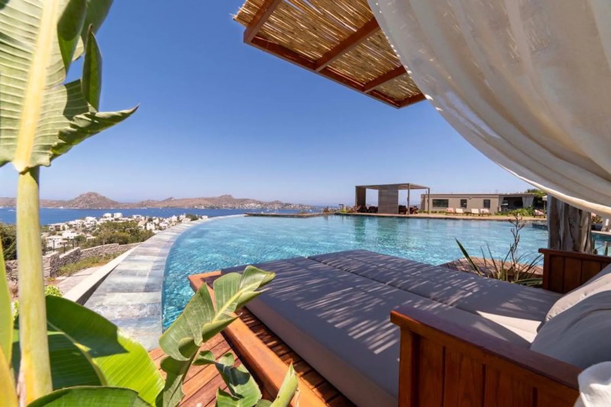 RuleProperties's tweet image. traveltuesday ✨

22 🛌 | 4.45 acres | Price Upon Request

Yalıkavak, Bodrum/Muğla
Bodrum, Mugla, Türkiye

Listed by: Yigit Tudun @ Türkiye Sotheby's International Realty

ow.ly/TEkY50VshHE for the full property tour!

#RuleProperties