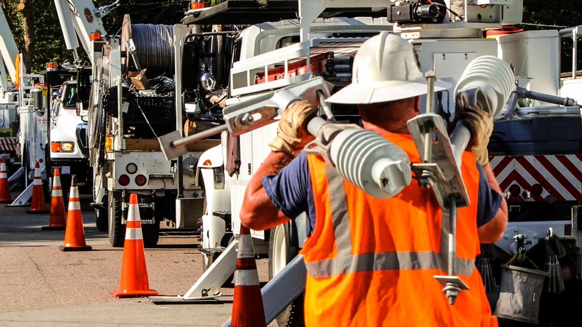 Fifty-two #PublicPower utilities have earned APPA's Reliable Public Power Provider (RP3) designation for providing reliable and safe electric service. This year's designees were recognized at our Engineering &amp; Operations Conference in Sacramento, CA. ow.ly/35fA50VsxjJ