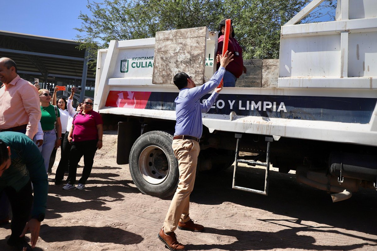 saludsinaloagob's tweet photo. 🦟🚫 Inicia en todo Sinaloa la 1ra Jornada Nacional de la Lucha contra el Dengue, #quenotepiqueeldengue https://t.co/zF5Xhw7BnH