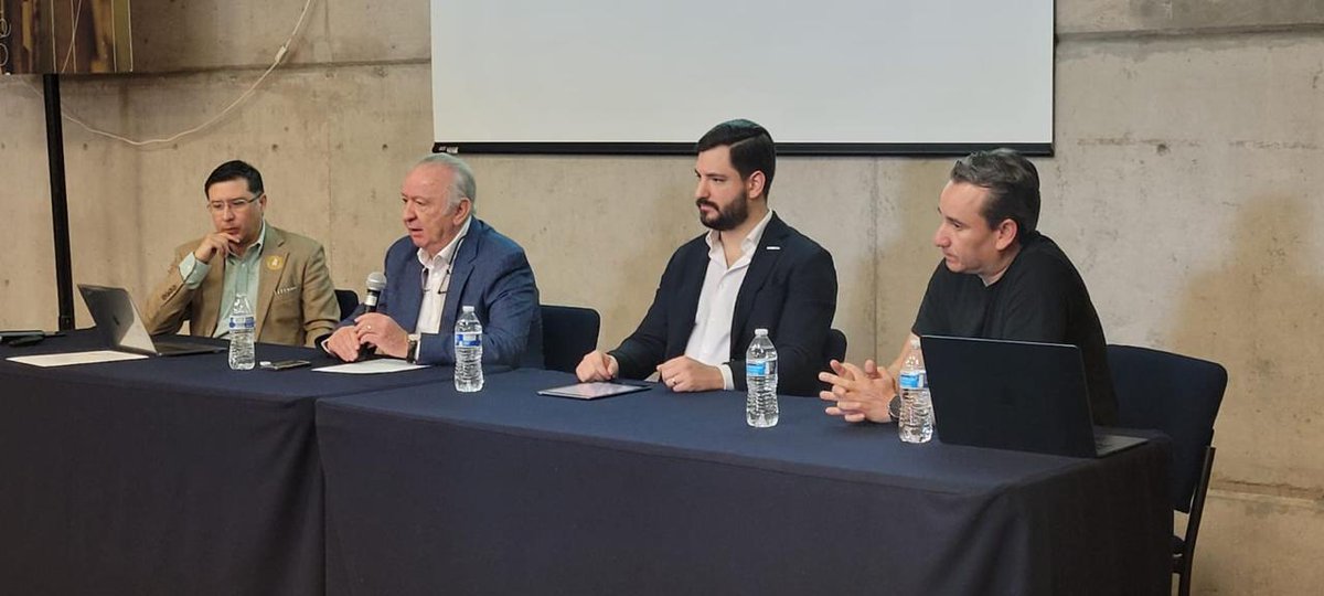iscam_mx's tweet image. 🍷 #ISCAM en el panel &quot;Entre Viñas y Mercados&quot; 🍷

💬 ¿Hacia dónde creen que se dirige el vino mexicano? 🍷📊

Fuente: liderempresarial.com/del-campo-a-la…