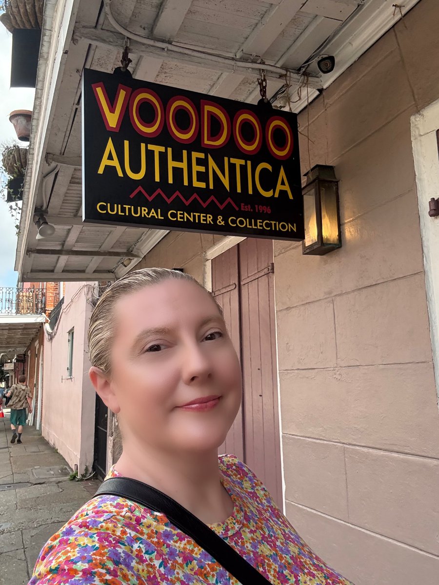 Moo22Q's tweet photo. Great time in New Orleans! ⚜️ https://t.co/HxzOHmex8o