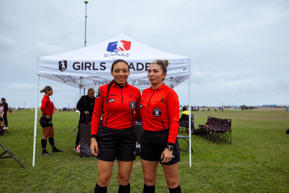 GAcademyLeague's tweet photo. All women refs for an all-women game 💪

#GAWest https://t.co/YNQCM3IOlI