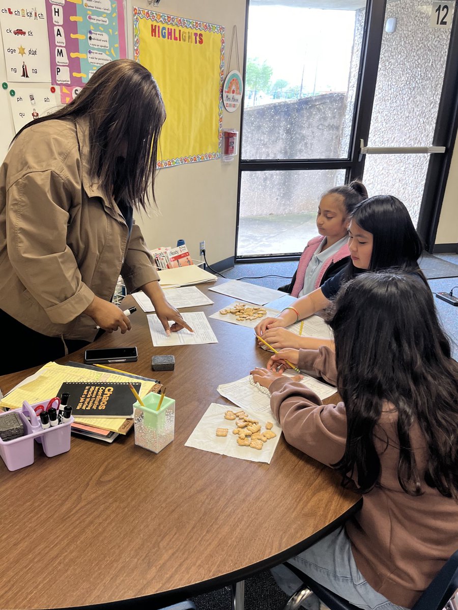 tessrenae02's tweet image. Intervention and support for students looks different across classrooms to meet the needs of every student! All means all for our @PetroskyPirates! ⚓️ #anchoredinexcellence #setsail #effectiveinstruction #differentiation