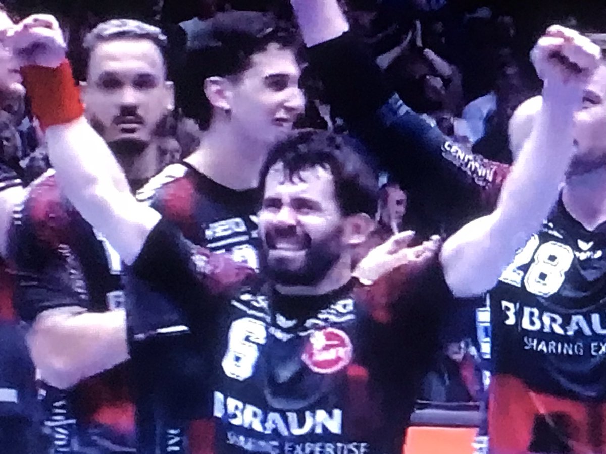 Luis Miguel López tweet media