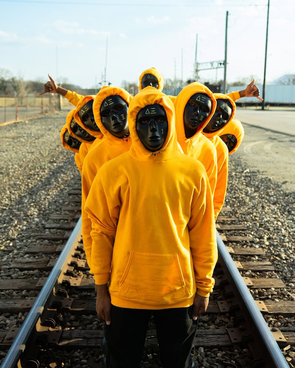 HBCUBuzz's tweet image. Big moves at Central State University! 🔥 The Spring 2025 line of Alpha Phi Alpha has officially hit the yard—introducing EXODUS! 💪🏾🐏  Drop some love for these brothers! 👏🏾✨ #HBCU #HBCUBuzz #AlphaPhiAlpha #CentralStateUniversity 📸: @visualsbykris @deltaxi_alphas