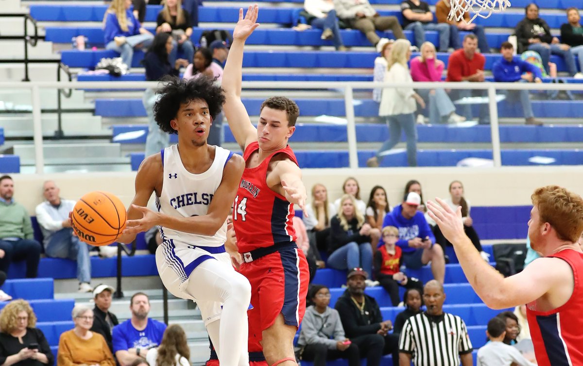 Chelsea’s Aiden Owens is the 2024-25 Shelby County Player of the Year as he stepped up into the star role for the Hornets and took over games in a way that led the Hornets back to an area title and the Sweet 16.

Player of the Year Story: shelbycountyreporter.com/2025/04/01/che…