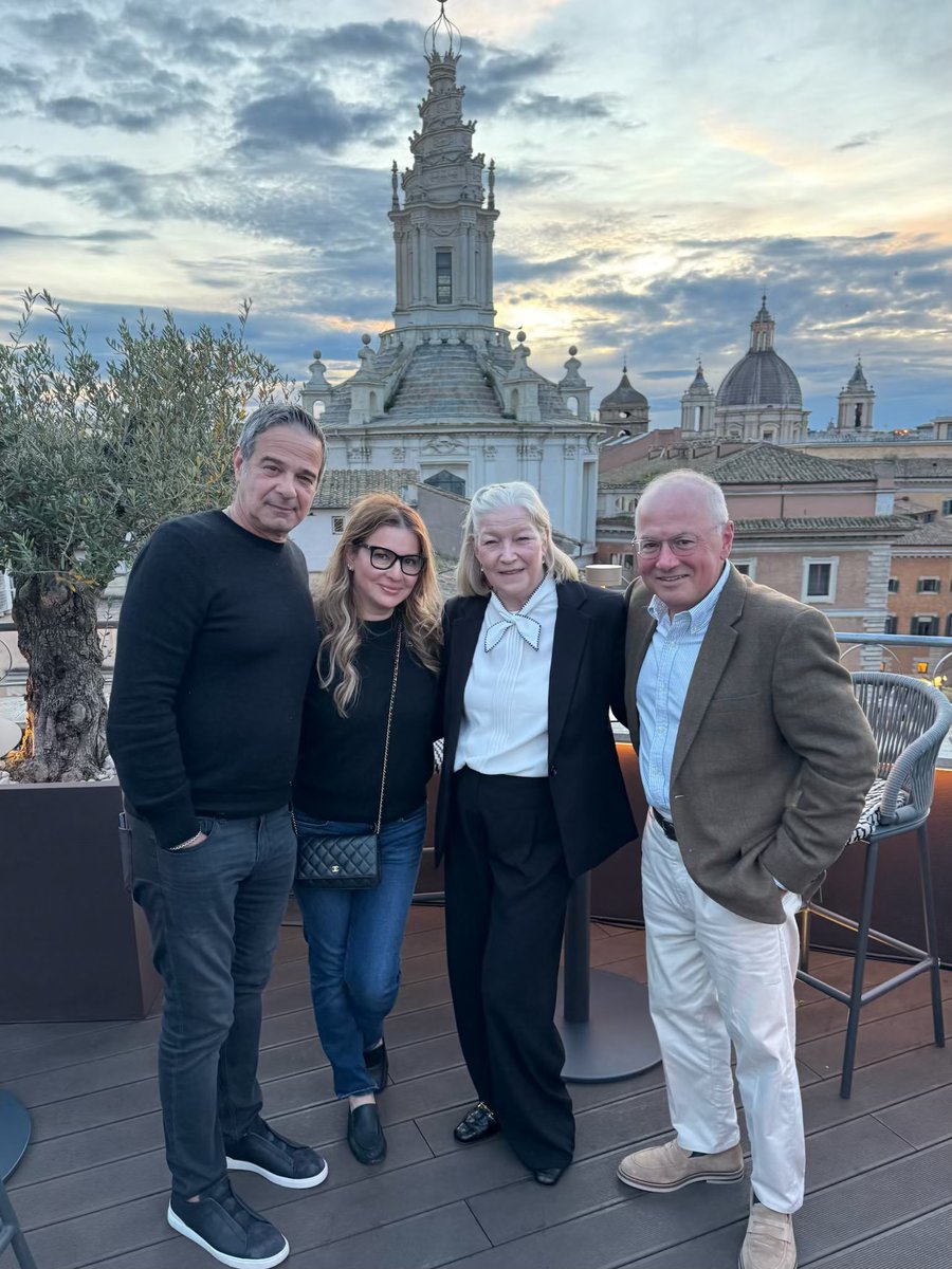 Dinner with Mario and Sarah!