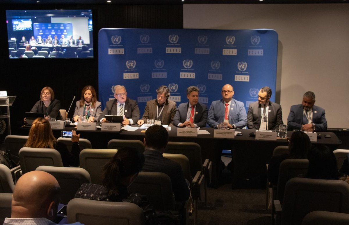 Dentro del marco del programa de la “Octava Reunión del Foro de los Países de América Latina y el Caribe sobre el Desarrollo Sostenible 2025” realizado por la #CEPAL; la <a href="/UNIORE/">UNIORE</a> realiza el evento "El estado de la democracia y sus desafíos para América Latina y el Caribe", donde