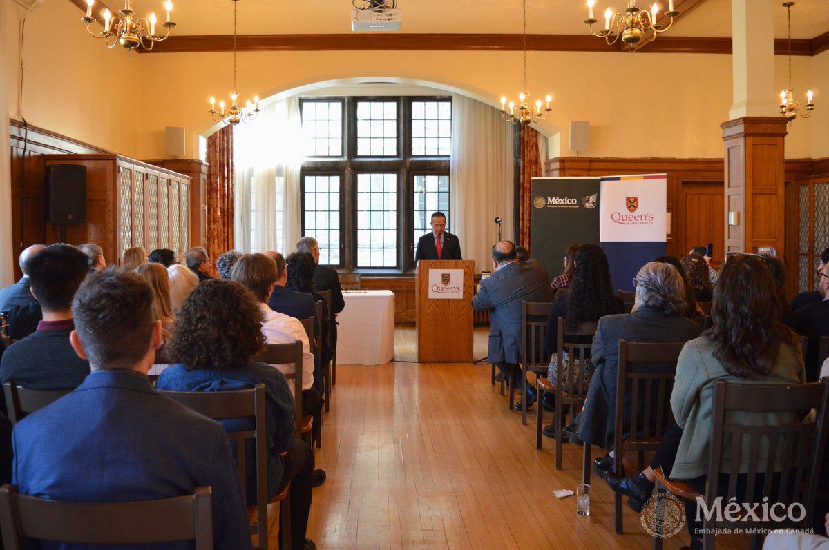 EmbaMexCan's tweet photo. Launching Today: The Mexico-Canada Research and Learning Hub! 🇲🇽🇨🇦

We are excited to announce the official launch of the Mexico-Canada Research and Learning Hub, a new joint initiative between the Embassy of Mexico in Canada and @QueensGlobal. This virtual hub is designed to unite Mexican and Canadian researchers and academics, fostering collaboration, facilitating connections, and serving as a dynamic platform for studies related to both countries.

The launch event features distinguished speakers, including Alejandro Adem, President of the Natural Sciences and Engineering Research Council of Canada (NSERC), Ambassador @CarlosJoaquin, and Principal Patrick Deane of Queen’s University.
A huge thank you to Queen’s University for your support on this impactful project!

🔗 Visit the Hub and learn more: https://t.co/qenJfVgRmU

Join us in celebrating this milestone in academic cooperation!

#BuildingStrongerTogether #AcademicBridgeMXCA #ConnectingIdeasMXCA #InnovatingTogether #KnowledgeWithoutBorders