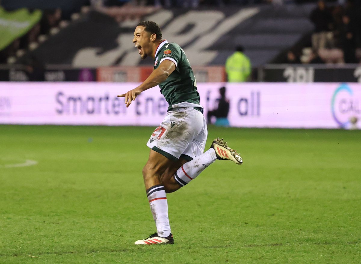 What. A. Moment.

At the back we've got Chris Forinooooo 🎶

#bwfc