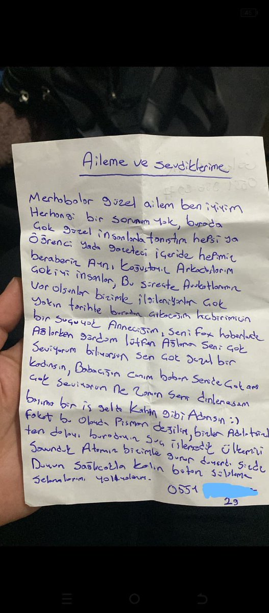 meraldanyildiz's tweet photo. 2006 doğumlu Eren Cem Doğan’ın ailesi, Eren’in kendilerine ilettiği mektubu paylaştı:

“Burada çok güzel insanlar var. Hepsi ya öğrenci ya gazeteci. Anne televizyonda seni ağlarken gördüm, lütfen ağlama. Biz suç işlemedik, pişman değilim. Atamız bizi görse gurur duyardı.” https://t.co/FeM4pkQWmz