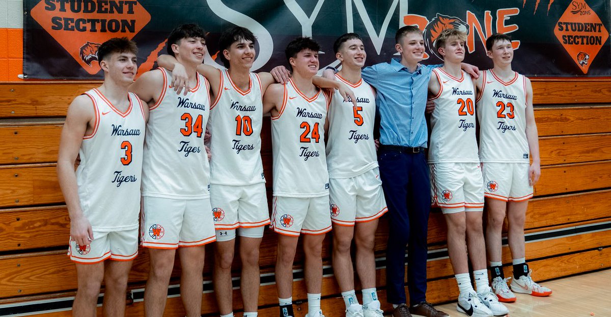 What a senior class. 🥹

We were fortunate to see this group grow, compete, struggle, overcome and conquer “TOGETHER”….Once a tiger always a tiger. #oldschooltough