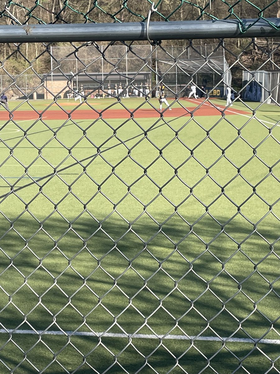 #leboproud to catch the baseball team take on NA. GO LEBO!!!! <a href="/MtLebanonSports/">MtLebanon Sports</a>