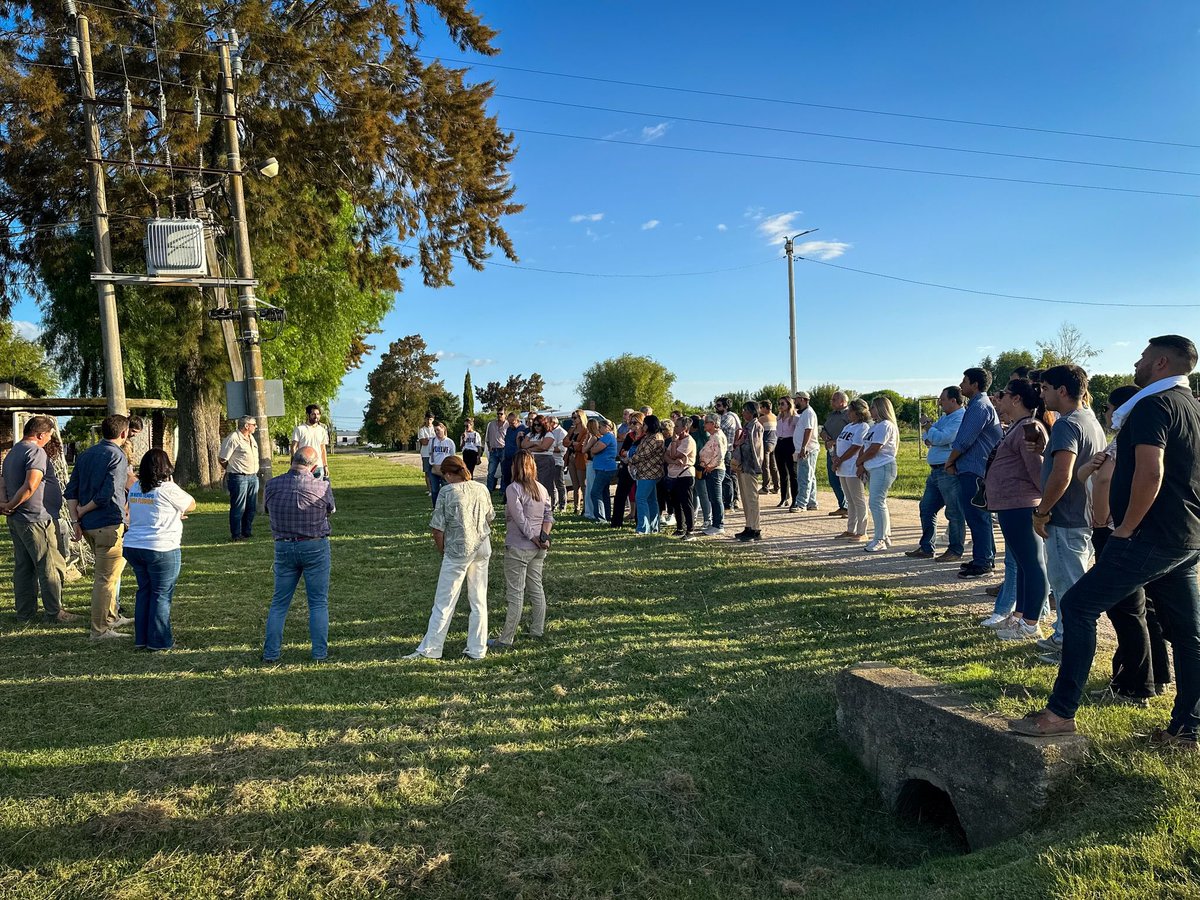 Promediando buena gira por el Norte del departamento. Ya intercambiamos inquietudes y propuestas con vecinos de Goñi y Puntas de Maciel, seguimos ahora rumbo a Pintado y La Cruz.