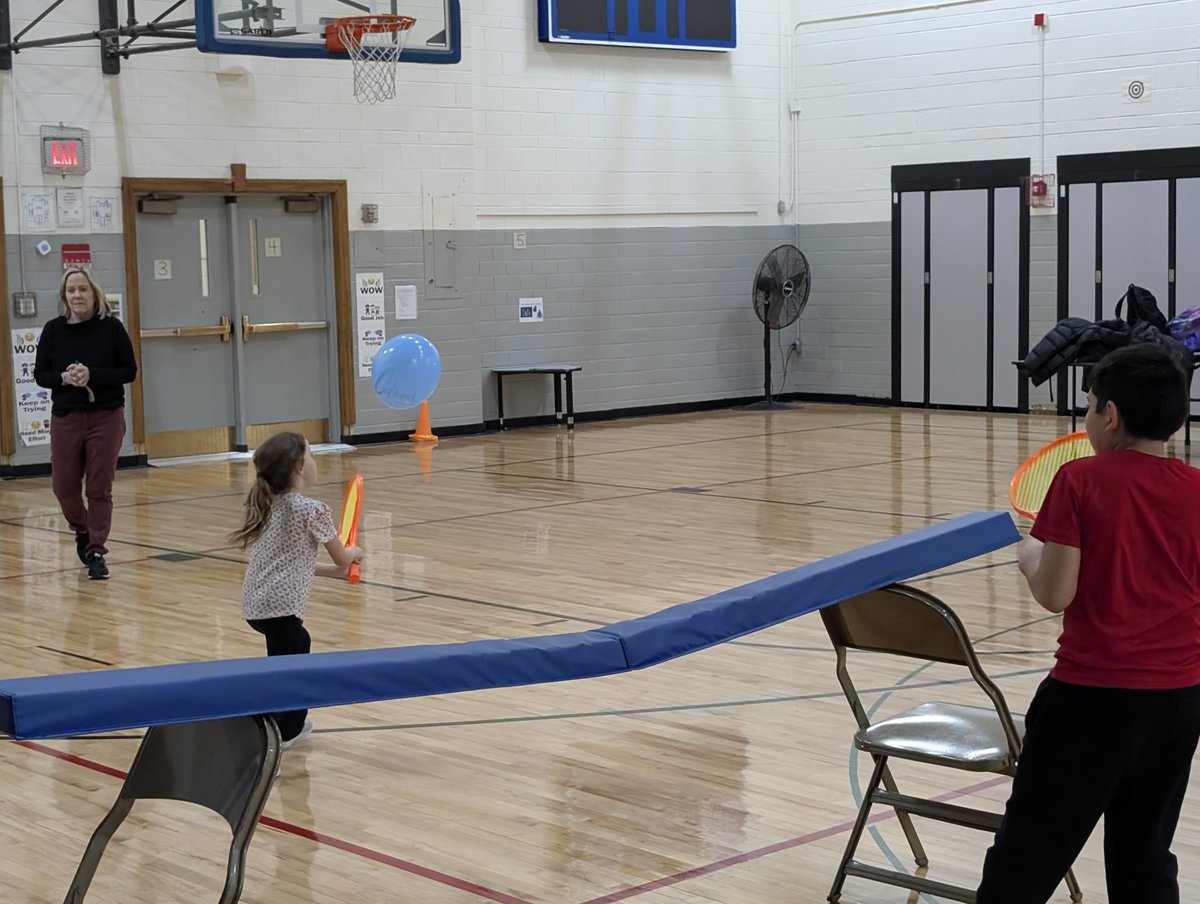 #BeEvergreen
#IBelongInEvergreen
#SpecialOlympicsPractice

Practicing our badminton skills