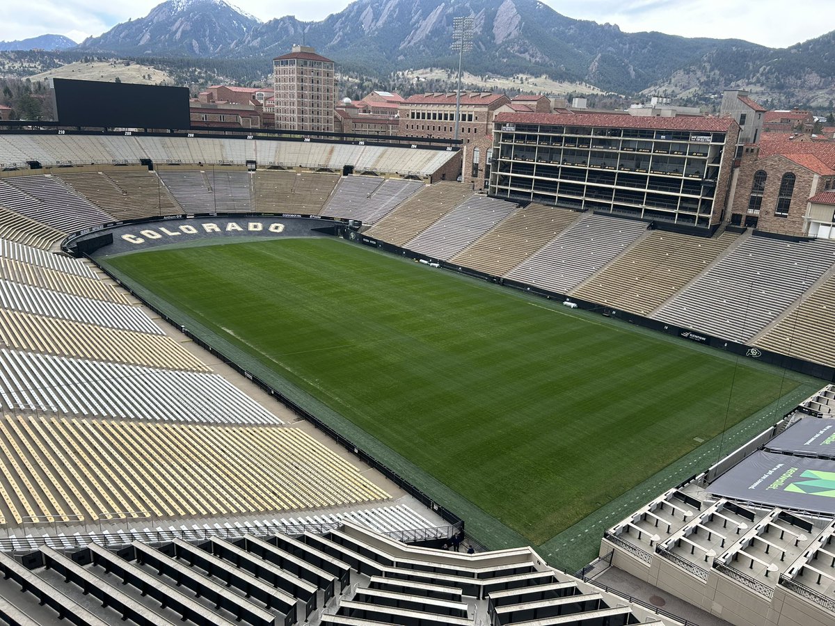 CU Sports Turf (@cubuffsturf) on Twitter photo 2” of #freemoisture fell over the weekend and has greened everything up which means spring ball is right around the corner for <a href="/CUBuffsFootball/">Colorado Buffaloes Football</a>! Sko 2” of #freemoisture fell over the weekend and has greened everything up which means spring ball is right around the corner for <a href="/CUBuffsFootball/">Colorado Buffaloes Football</a>! Sko