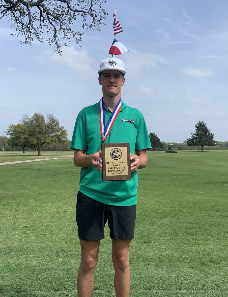 Paradise Panthers are 10-3A Champions and     Levi Clayton is 10-3A District Champion!
Congratulations!!