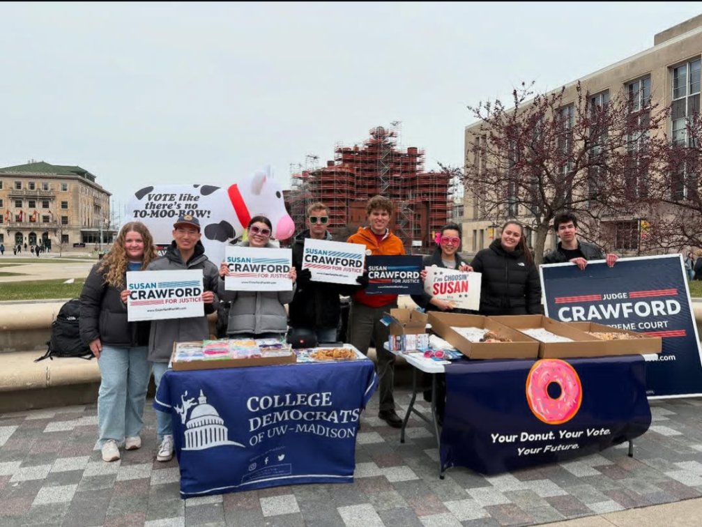 My whole heart for the young organizers using their power to turn out the vote. 
It is beyond impressive how they're able to be the trusted ambassadors we need to bring in folks of all generations into the democratic process.

Our shared future is at stake today. 
VOTE 🗳️