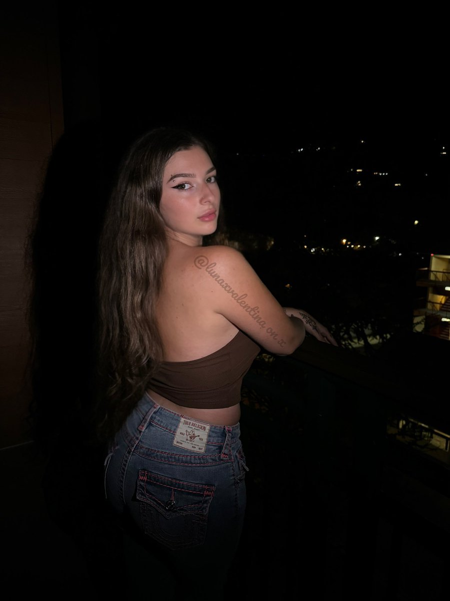 you <3 hot brats, i know 💁🏻‍♀️