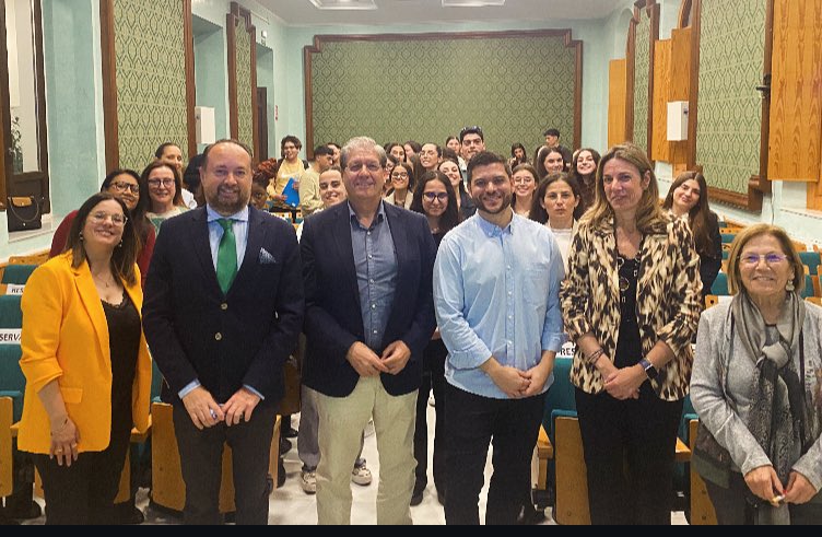 Jesús Baca (@jbacmar) on Twitter photo Desde #InnovaciónSocial de la DIPUTACIÓN DE ALMERÍA organizamos una jornada formativa de expertos sobre “Buen uso de las redes sociales” que ha tenido una gran acogida entre los más jóvenes.
<a href="/dipalme_almeria/">Diputación Almería</a> <a href="/JaviAurelianoG/">Javier A. García</a> <a href="/fapacealmeria/">Fapace Almería</a> Desde #InnovaciónSocial de la DIPUTACIÓN DE ALMERÍA organizamos una jornada formativa de expertos sobre “Buen uso de las redes sociales” que ha tenido una gran acogida entre los más jóvenes.
<a href="/dipalme_almeria/">Diputación Almería</a> <a href="/JaviAurelianoG/">Javier A. García</a> <a href="/fapacealmeria/">Fapace Almería</a>