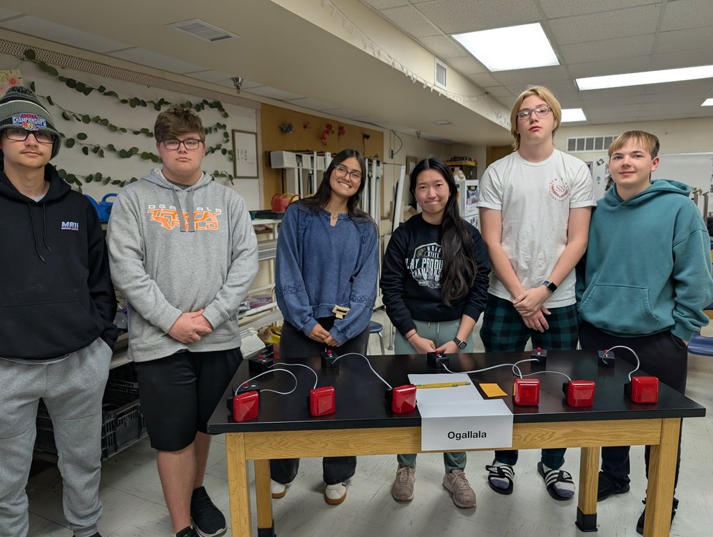 OHS Quiz Bowl ROCKSTARS! 2nd place at Paxton out of 9 teams! 🤩 One player even went SOLO in JV and CRUSHED it, taking home 1st! Talk about dedication! Way to represent, team! #BrainSports #CultureOfConfidence