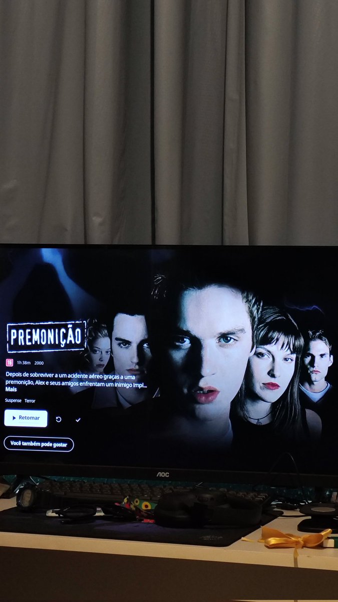 matheusnot08's tweet photo. Com tantas teorias depois do trailer do 6, vou ter que reassistir tudo AAAAAA https://t.co/NFIy8Wg9RV