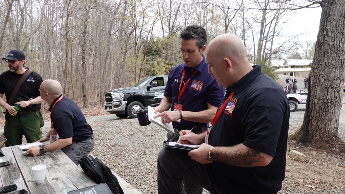 FDNYIMT's tweet photo. Since early Monday morning, the #fdny IMT has been working alongside the Central Virginia IMT and the Virginia Department of Emergency Management to manage a large, simulated wildfire scenario. You can read more about this exercise here: https://t.co/laqt0BuRiJ https://t.co/ELpk8lfzL8