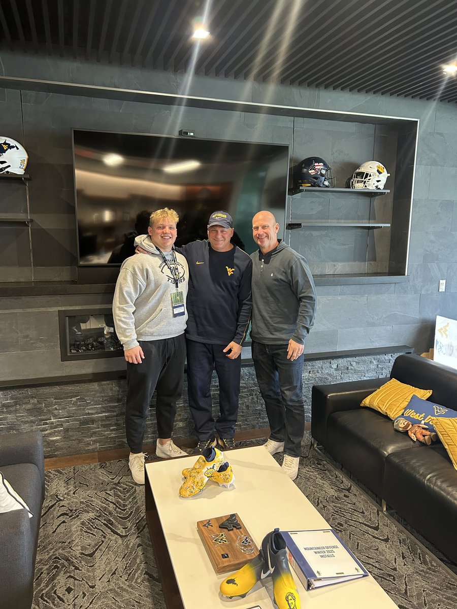 mike vukovcan (@mvukovcan) on Twitter photo The recruitment of North Allegheny standout DT <a href="/LincolnHoke76/">Lincoln Hoke 3⭐️</a> just got interesting. Details in the <a href="/frankwalkerlaw/">FrankWalkerLaw</a> Daily Notebook. pittsburghsportsnow.com/2025/04/01/the… <a href="/PaFootballNews/">Pennsylvania Football News</a> The recruitment of North Allegheny standout DT <a href="/LincolnHoke76/">Lincoln Hoke 3⭐️</a> just got interesting. Details in the <a href="/frankwalkerlaw/">FrankWalkerLaw</a> Daily Notebook. pittsburghsportsnow.com/2025/04/01/the… <a href="/PaFootballNews/">Pennsylvania Football News</a>