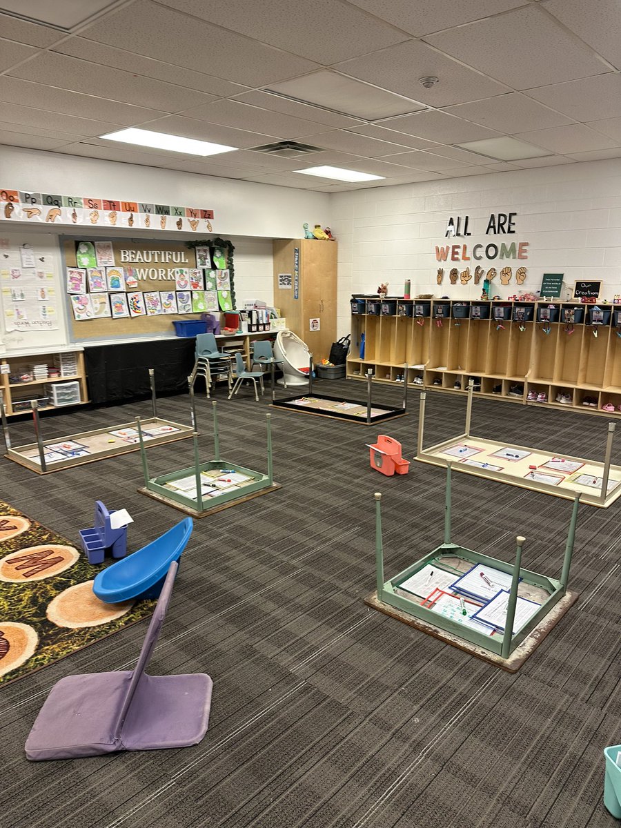 Miss.Elliott tweet media