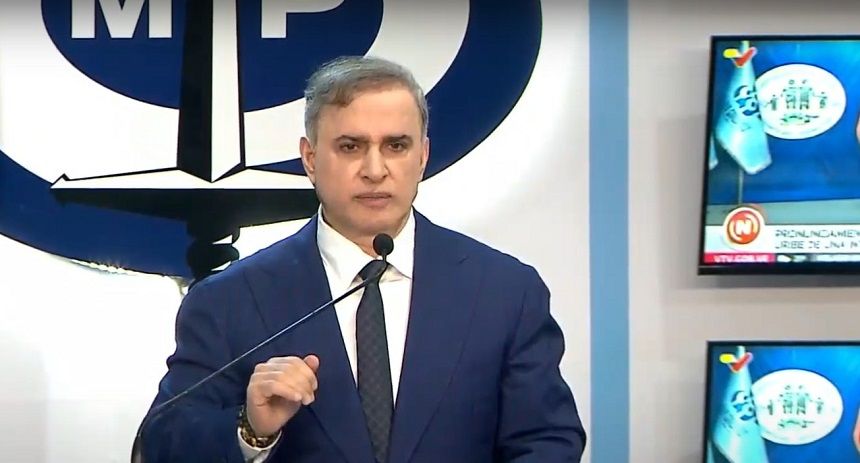 🚨🆘 El Fiscal General de Venezuela Tarek William Saab denunció que Nayib Bukele comete crímenes de lesa humanidad al mantener secuestrados a más de 250 migrantes venezolanos deportados desde EEUU.

¡Es inaceptable! 🇻🇪

#MCMDelincuente
#MariaCorinaRata