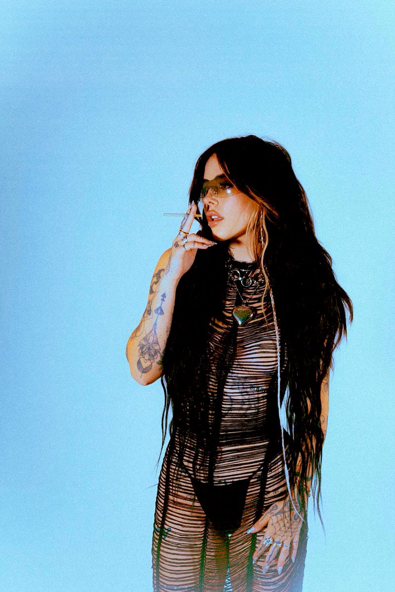 Would you light my cig?