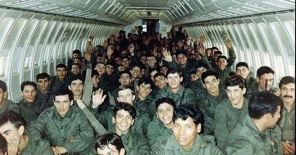 JoseMendoza_01's tweet photo. Por los sueños que se murieron allá. Fueron, son y serán por siempre Argentinas. #MalvinasArgentinas https://t.co/1JgWQ1GHym