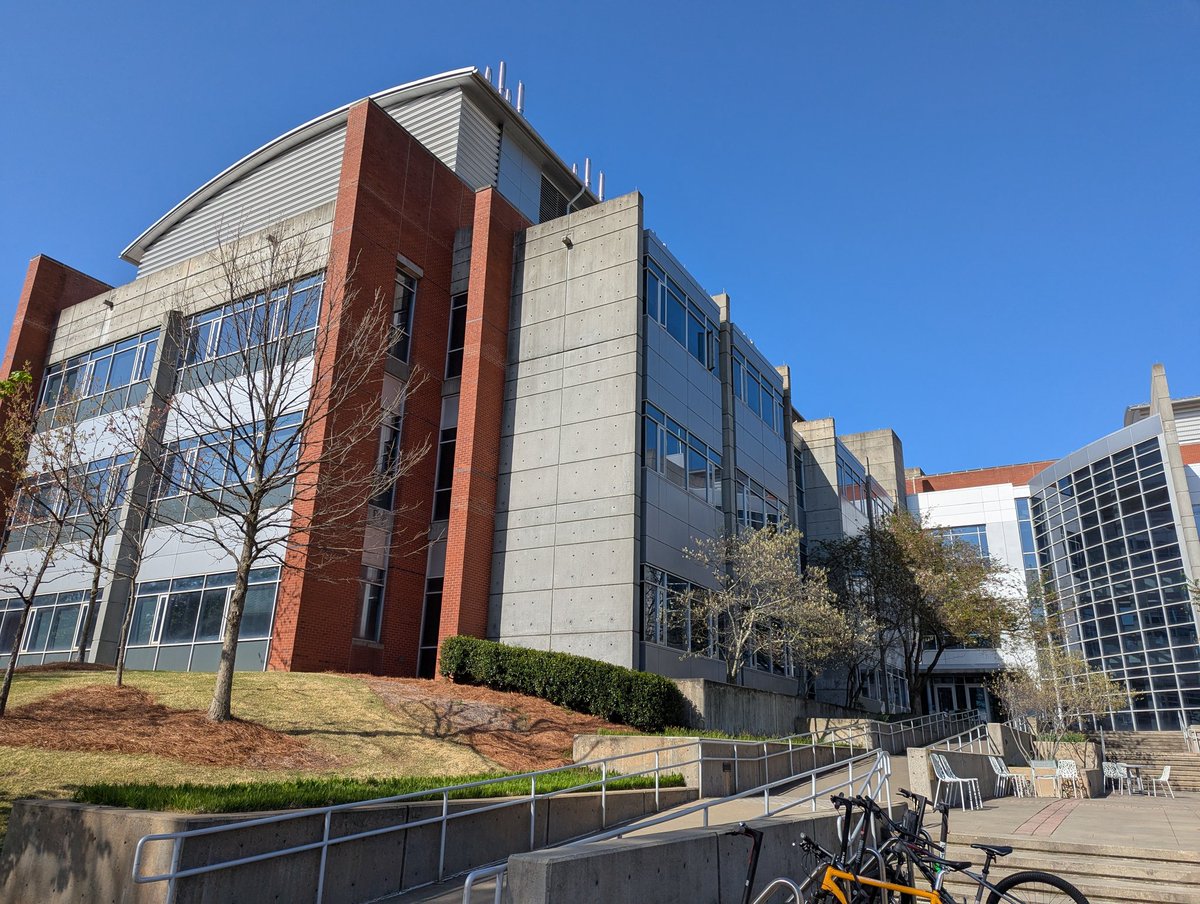 CCPathfinderFl's tweet photo. 📍 Georgia Tech 

🎓 Tier 1 Research Institution
🏆 98% retention rate
🌍 130+ Study Abroad programs in 60+ countries
🎭 100% student-run theater
🍔 Food trucks on campus – meal card accepted!
🎮 Strong Esports program

#collegevisit #IECOnTheGo https://t.co/4xM037jHbj