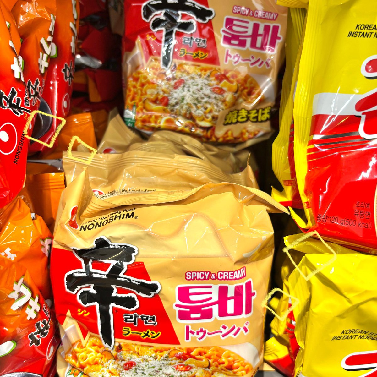 ilso_ebetsu's tweet photo. \\ 📣再入荷のお知らせ📣 //

人気商品の辛ラーメントゥーンバ
再入荷いたしました🔥✨

気になる方は ぜひご賞味くださいませ🥰
江別店でスタッフ一同お待ちしております🌼！！ https://t.co/fqn4pBm7fg
