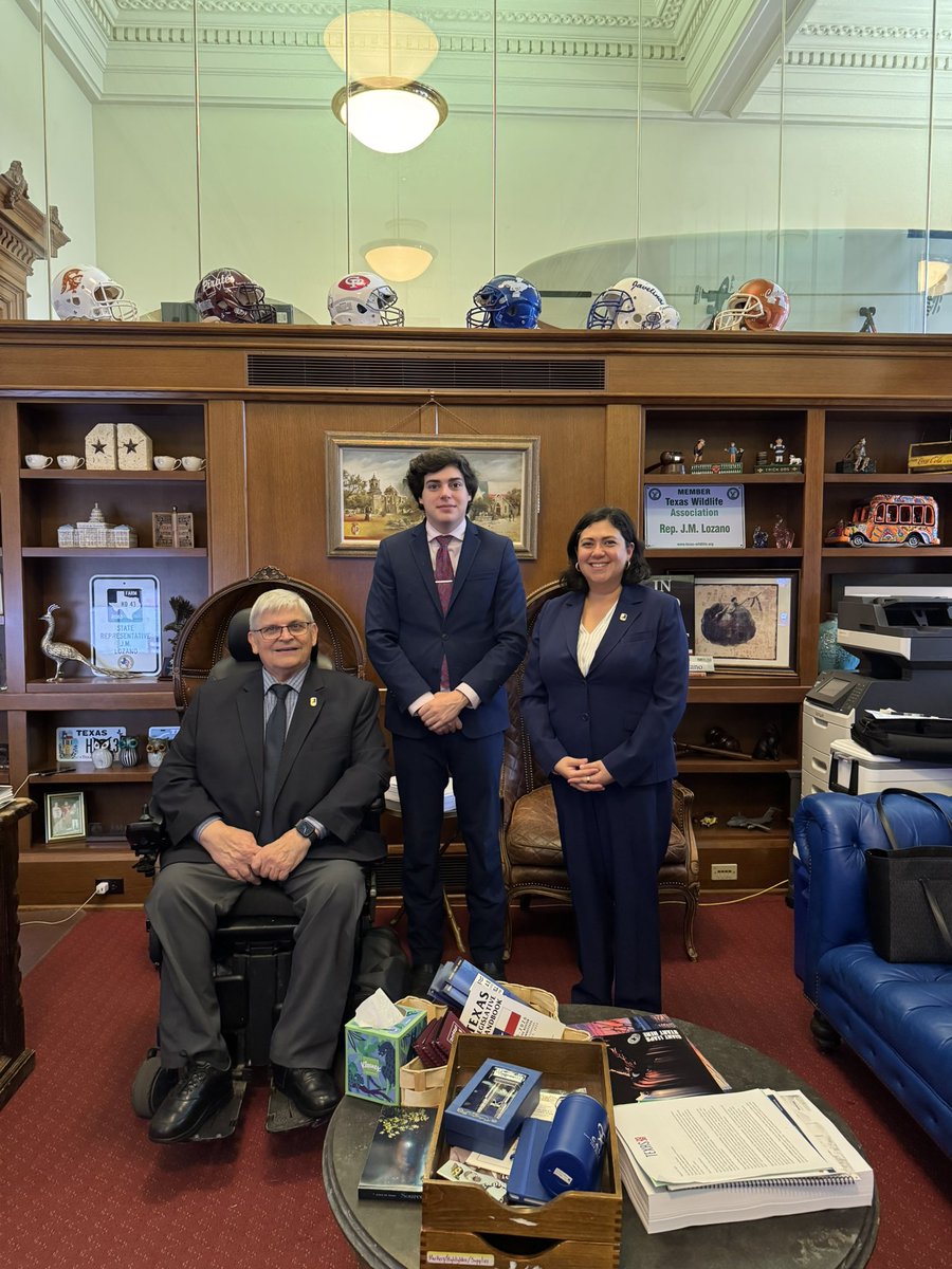 Goodwill South Texas tweet media