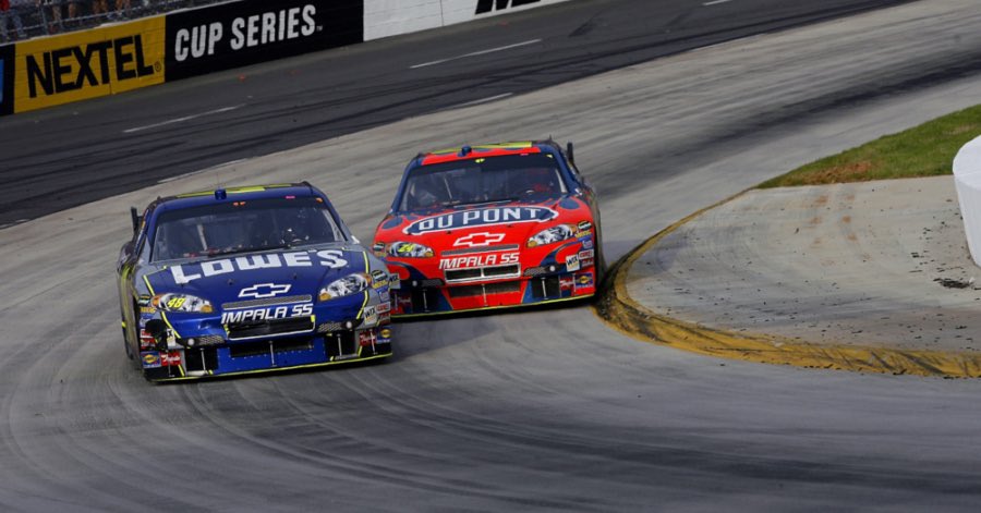 KeithMarek's tweet image. Jimmie Johnson was an animal at Martinsville.

From M’ville II in ‘03 to M’ville I in ‘14 (22 Races), he earned 18 Top 5’s, 14 of those Top 3’s.

He amassed 8 wins in that span, leading 100+ laps 13 times.

In an 8 race stretch from ‘06-‘09, his avg. finish was 1.75.

Lethal.