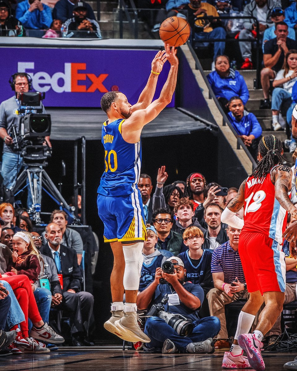 NBA (@nba) on Twitter photo History tonight for <a href="/StephenCurry30/">Stephen Curry</a>.
He becomes the FIRST player in NBA history to record 50+ PTS, 10+ 3PM, & 5+ STL in a single game 🔥 History tonight for <a href="/StephenCurry30/">Stephen Curry</a>.
He becomes the FIRST player in NBA history to record 50+ PTS, 10+ 3PM, & 5+ STL in a single game 🔥