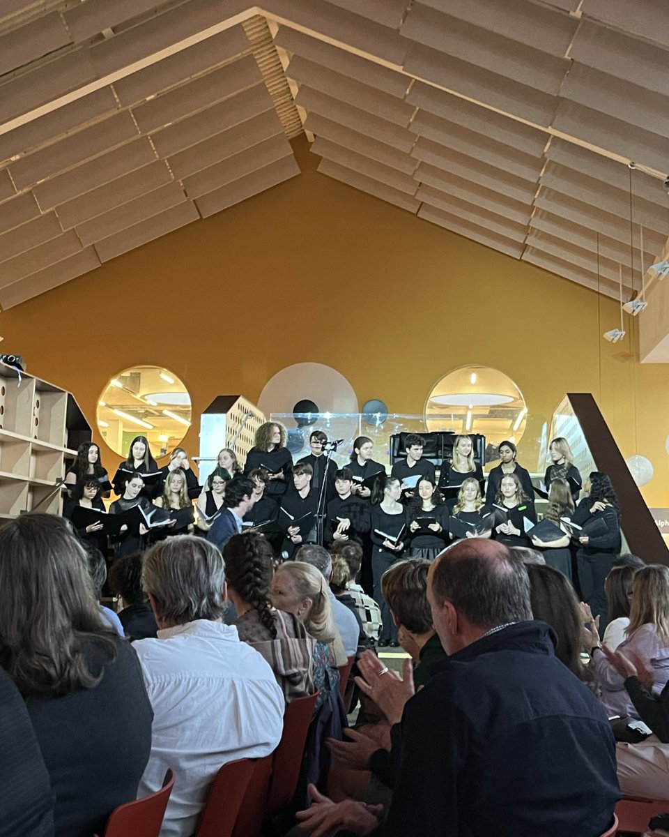 Sophie B. Hawkins tweet media