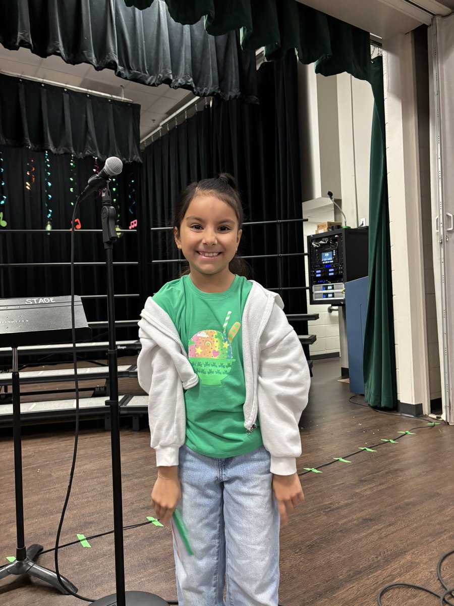 HumbleISD_BBE's tweet photo. Bear Branch Trading Co launched today with a soft opening! #bearbucks #pbis #schoolstore https://t.co/tvQBUV4dh0
