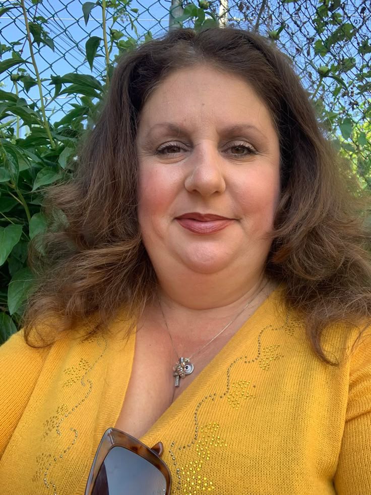 Ny måned, nye velsignelser, nye muligheder.   Må denne måned være fyldt med glæde, kærlighed og succes.  Jeg ønsker jer alle en smuk og tilfredsstillende rejse fremover.  #Hej april #FreshBeginnings