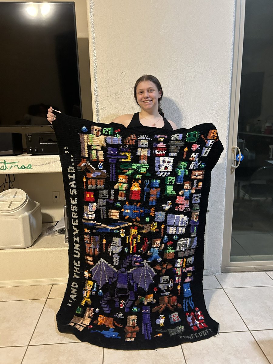 2kooI4you's tweet image. I finally finished the blanket just in time to go see A Minecraft Movie THIS FRIDAY!!

Started: April 15 2023
Finished: March 31 2025
@jackblack @ememyers @dantdm @AMinecraftMovie @Minecraft #Minecraft #AMinecraftMovie #JackBlack #crochet #steve 
Rts are very appreciated!!!💕🐷👑