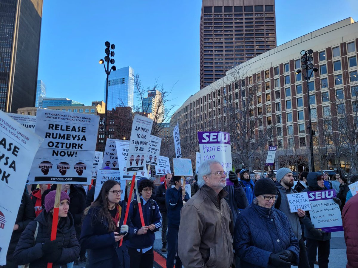 32BJ SEIU /// #BuildingJustice 🧹✊🏽 tweet media