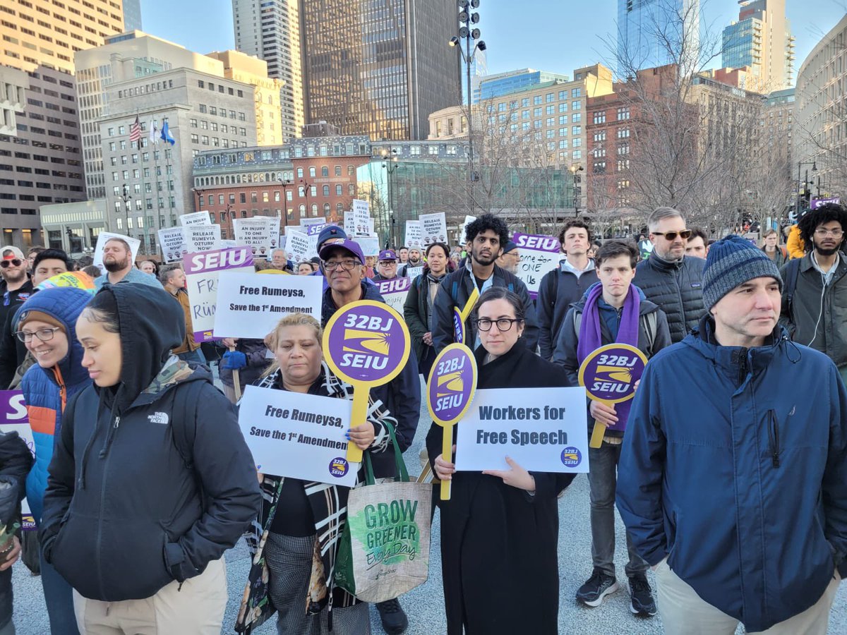 32BJ SEIU /// #BuildingJustice 🧹✊🏽 tweet media