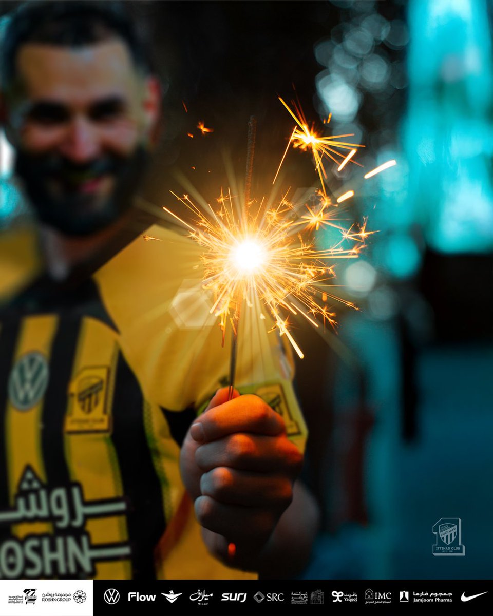 ittihad's tweet photo. أحـلى ليالي .. لياليك يا عميـد  🎇🤩
#أغلى_الكؤوس https://t.co/MOi6BetwWy