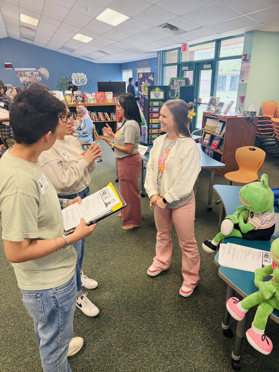 All hands on deck today for Early Learning Day <a href="/GattisRRISD/">GattisRRISD</a> We welcomed many families and our future <a href="/RRISDPK/">RRISD Prekindergarten</a> students. Thanks to our registrar, nurse, counselor, parent liaison, PTA &amp; amazing Admin! #ItStartsWithUs <a href="/RoundRockISD/">Round Rock ISD</a>